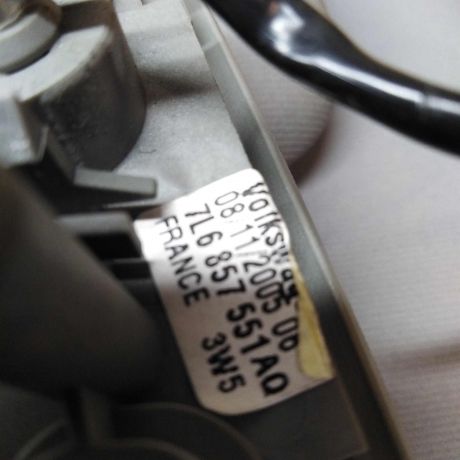 kozyrek-solncezashhitnyi-volkswagen-touareg-art-19895-big-4