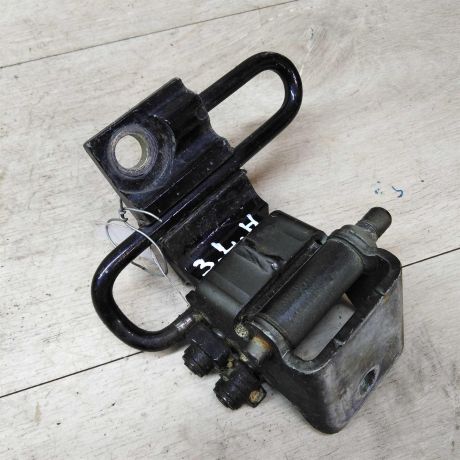 petlia-dveri-zadniaia-levaia-nizniaia-volkswagen-touareg-art-19903-big-3