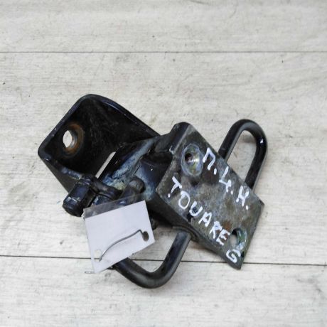 petlia-dveri-peredniaia-levaia-nizniaia-volkswagen-touareg-art-19938-big-0