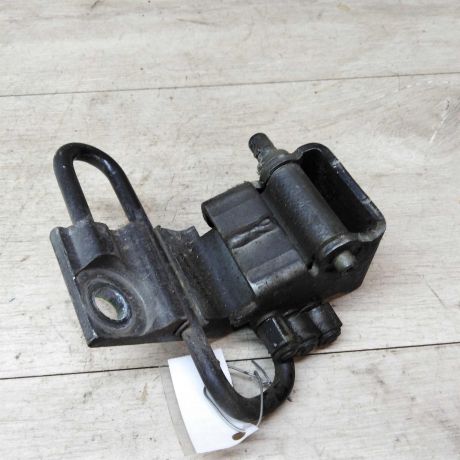 petlia-dveri-peredniaia-levaia-nizniaia-volkswagen-touareg-art-19938-big-2