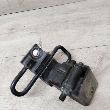 petlia-dveri-peredniaia-pravaia-nizniaia-volkswagen-touareg-art-19939-big-1