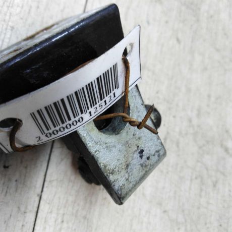 petlia-dveri-zadniaia-levaia-verxniaia-volkswagen-touareg-art-19940-big-4