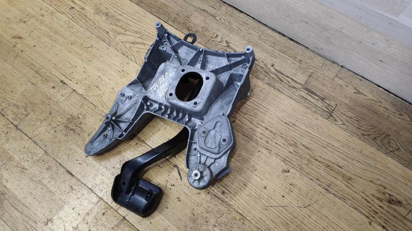 pedal-tormoza-volkswagen-touareg-art-19946-big-1