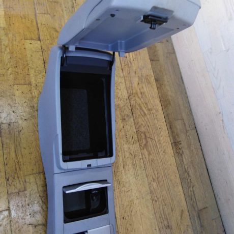 podlokotnik-toyota-camry-v40-art-20246-big-2