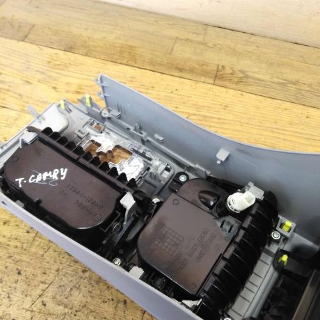 podlokotnik-toyota-camry-v40-art-20246-big-5