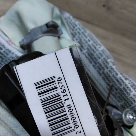 poduska-bezopasnosti-pravaia-v-potolok-audi-a6-c6-art-20798-big-1