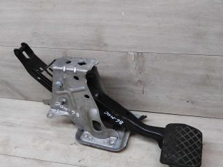 pedal-tormoza-volkswagen-passat-b6-art-21000