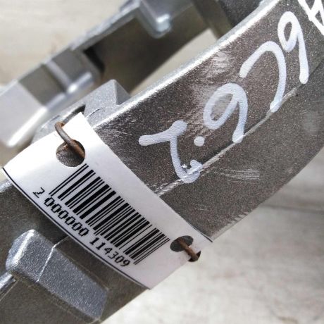 podlokotnik-audi-a6-c6-art-21083-big-3