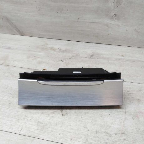 pepelnica-volkswagen-passat-b6-art-21208-big-0