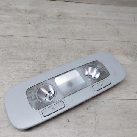 fonar-osveshheniia-salona-plafon-volkswagen-passat-b6-art-21512-big-0