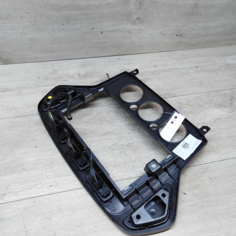 ramka-centralnaia-torpedy-ford-mondeo-4-art-22082-big-1