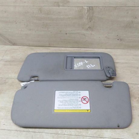 kozyrek-solncezashhitnyi-hyundai-solaris-art-22497-big-0