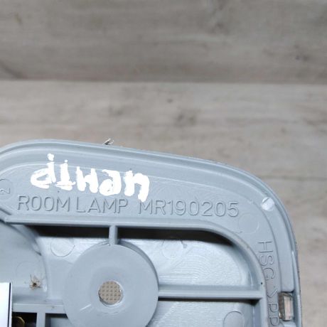 fonar-osveshheniia-salona-mitsubishi-lancer-9-art-23326-big-1