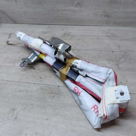 poduska-bezopasnosti-airbag-v-potolok-pravaia-kia-ceed-art-23393-big-0