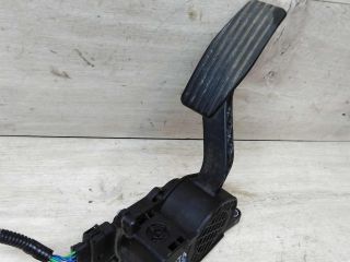 pedal-gaza-lada-granta-art-24088