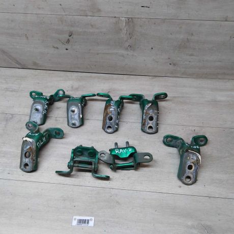 petlia-dveri-toyota-rav-4-6-stuk-art-24645-big-0