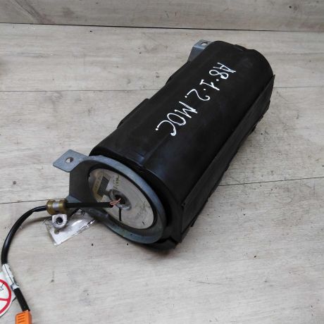 poduska-bezopasnosti-airbag-audi-a8-d2-art-24946-big-0