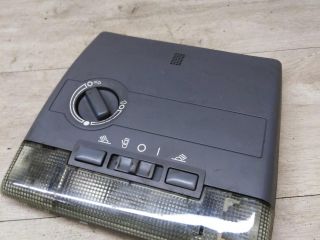 fonar-osveshheniia-salona-audi-a8-d2-art-25024