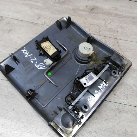 fonar-osveshheniia-salona-audi-a8-d2-art-25024-big-2