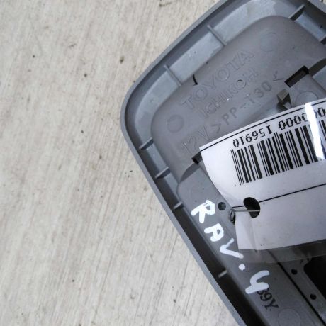 fonar-osveshheniia-salona-toyota-rav4-art-25822-big-1