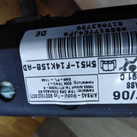 poduska-bezopasnosti-airbag-pravaia-v-krysu-ford-focus-2-do-rest-sedan-art-26008-big-2