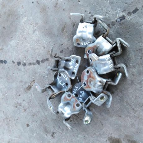 petlia-dveri-mazda-626-art-26871-big-0