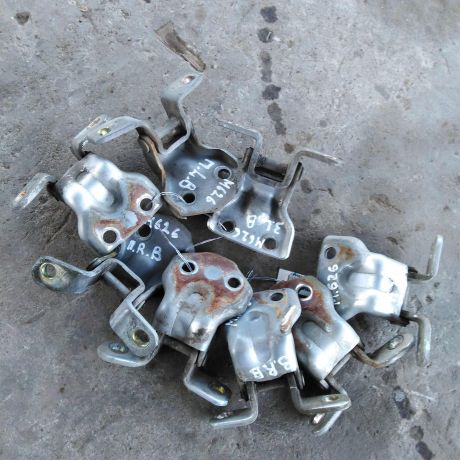 petlia-dveri-mazda-626-art-26871-big-2