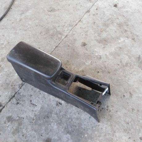 podlokotnik-mitsubishi-galant-7-art-27166-big-0