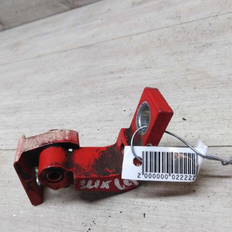 petlia-dveri-zadniaia-pravaia-verxniaia-skoda-octavia-tour-art-27879-big-1