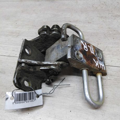 petlia-dveri-peredniaia-pravaia-nizniaia-skoda-octavia-tour-art-27971-big-0