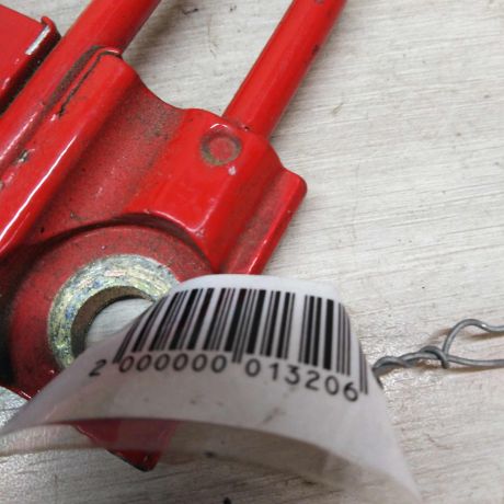 petlia-dveri-zadniaia-pravaia-nizniaia-skoda-octavia-tour-art-27972-big-2