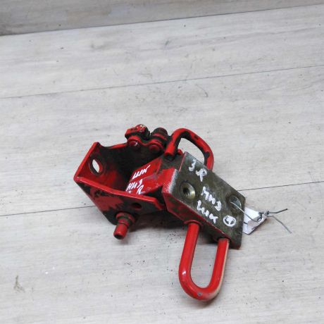 petlia-dveri-zadniaia-pravaia-nizniaia-skoda-octavia-tour-art-27972-big-0