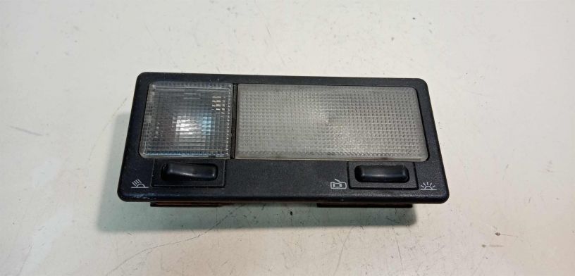 fonar-osveshheniia-salona-plafon-volkswagen-passat-b3-art-28217-big-0