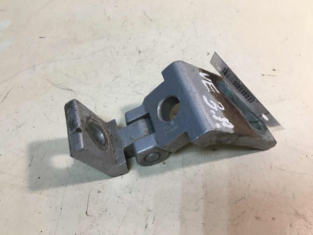 petlia-dveri-zadniaia-pravaia-volkswagen-golf-3-art-28450-big-0