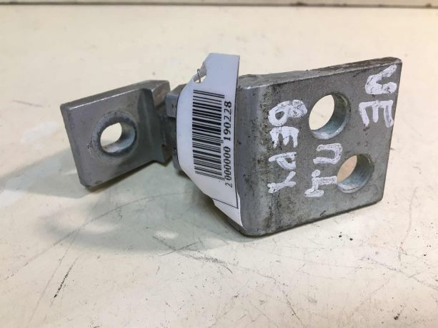 petlia-dveri-peredniaia-levaia-verxniaia-volkswagen-golf-3-art-28454-big-0