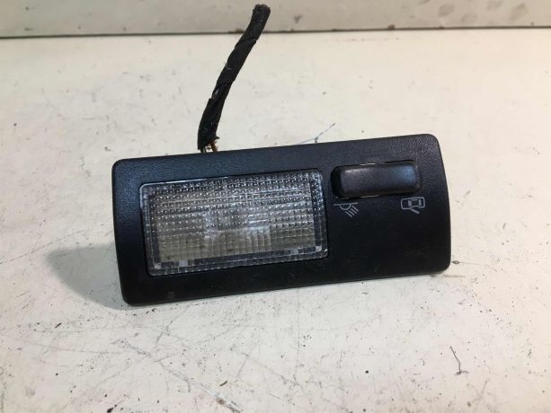 fonar-osveshheniia-salona-volkswagen-passat-b4-art-28456-big-0