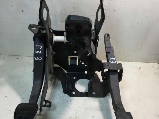 pedalnyi-uzel-blok-pedalei-volkswagen-golf-3-art-28655