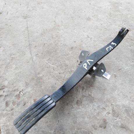 pedal-gaza-renault-logan-art-28800-big-0