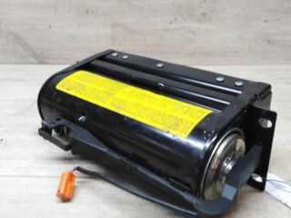 poduska-bezopasnosti-airbag-pravaia-volkswagen-passat-b5-art-28821