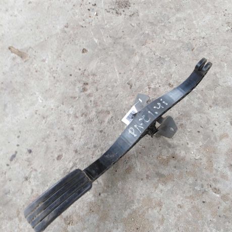 pedal-gaza-renault-logan-art-28868-big-0