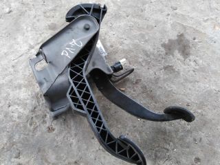 pedalnyi-uzel-pedal-renault-logan-art-28959