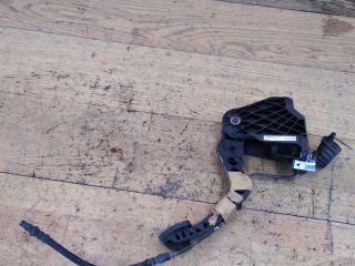 pedal-scepleniia-volkswagen-passat-b6-art-29812