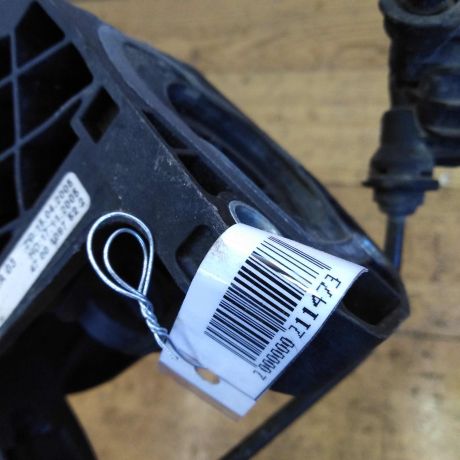 pedal-scepleniia-volkswagen-passat-b6-art-29812-big-1