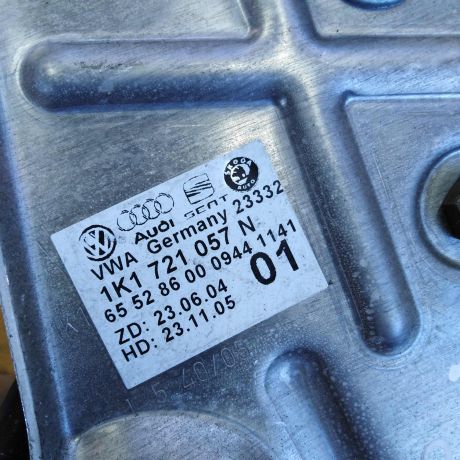 pedal-tormoza-volkswagen-passat-b6-art-29873-big-1