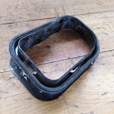 ramka-salonnogo-filtra-volvo-xc90-art-30286-big-0