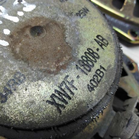 dinamik-akusticeskii-ford-focus-1-rest-art-30334-big-1