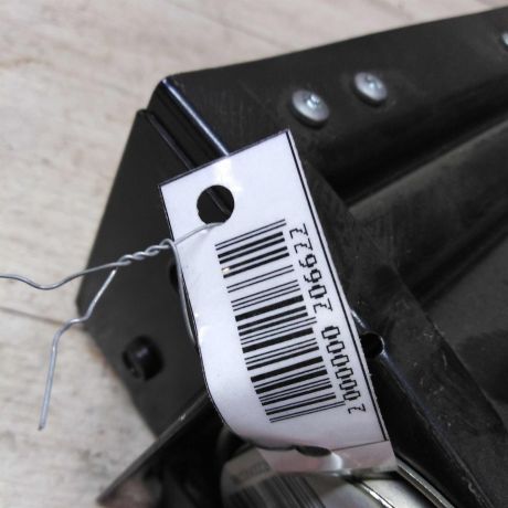 poduska-bezopasnosti-airbag-volkswagen-passat-b5-v-torpedu-art-31140-big-1