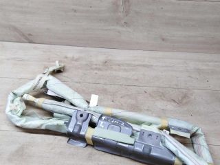 poduska-bezopasnosti-airbag-levaia-v-potolok-toyota-camry-v40-art-31274