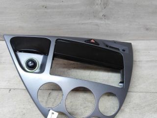 ramka-centralnaia-torpedy-ford-focus-1-rest-art-31285