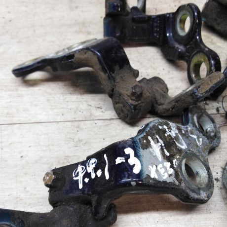 petlia-dveri-ford-focus-art-31441-big-2